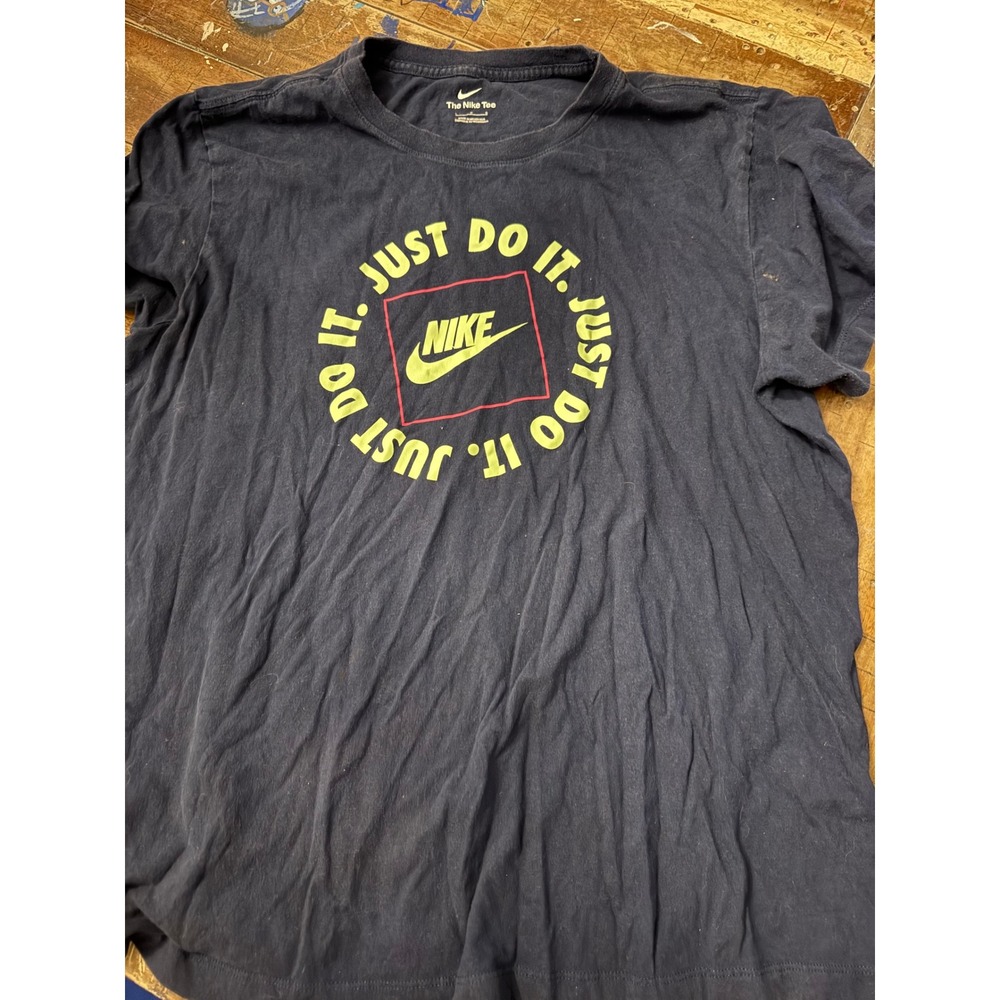 Nike Mens Just Do It Graphic T-Shirt Navy Blue Neon Yellow Large AR5006-410